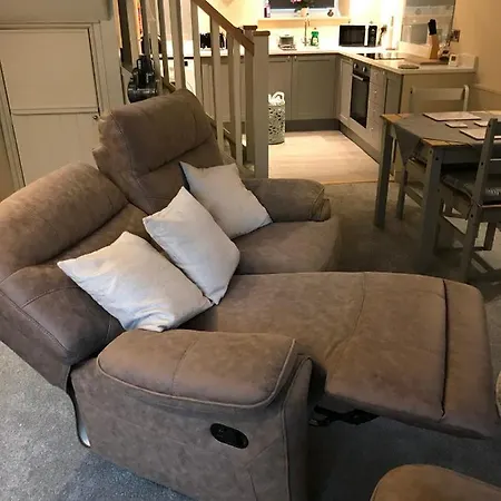 Bridge Nyaraló Cowling